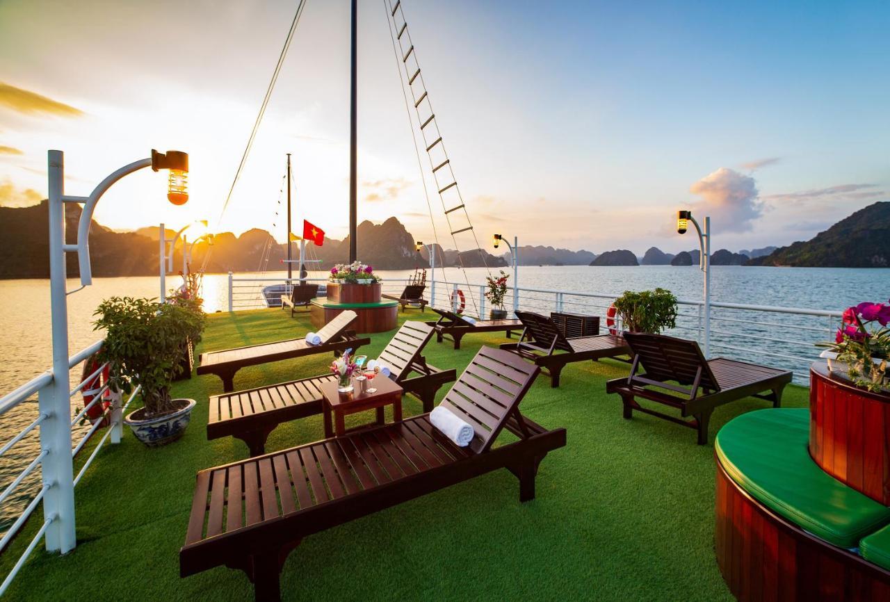 Lavender Elegance Cruises Hotel Ha Long Exterior foto