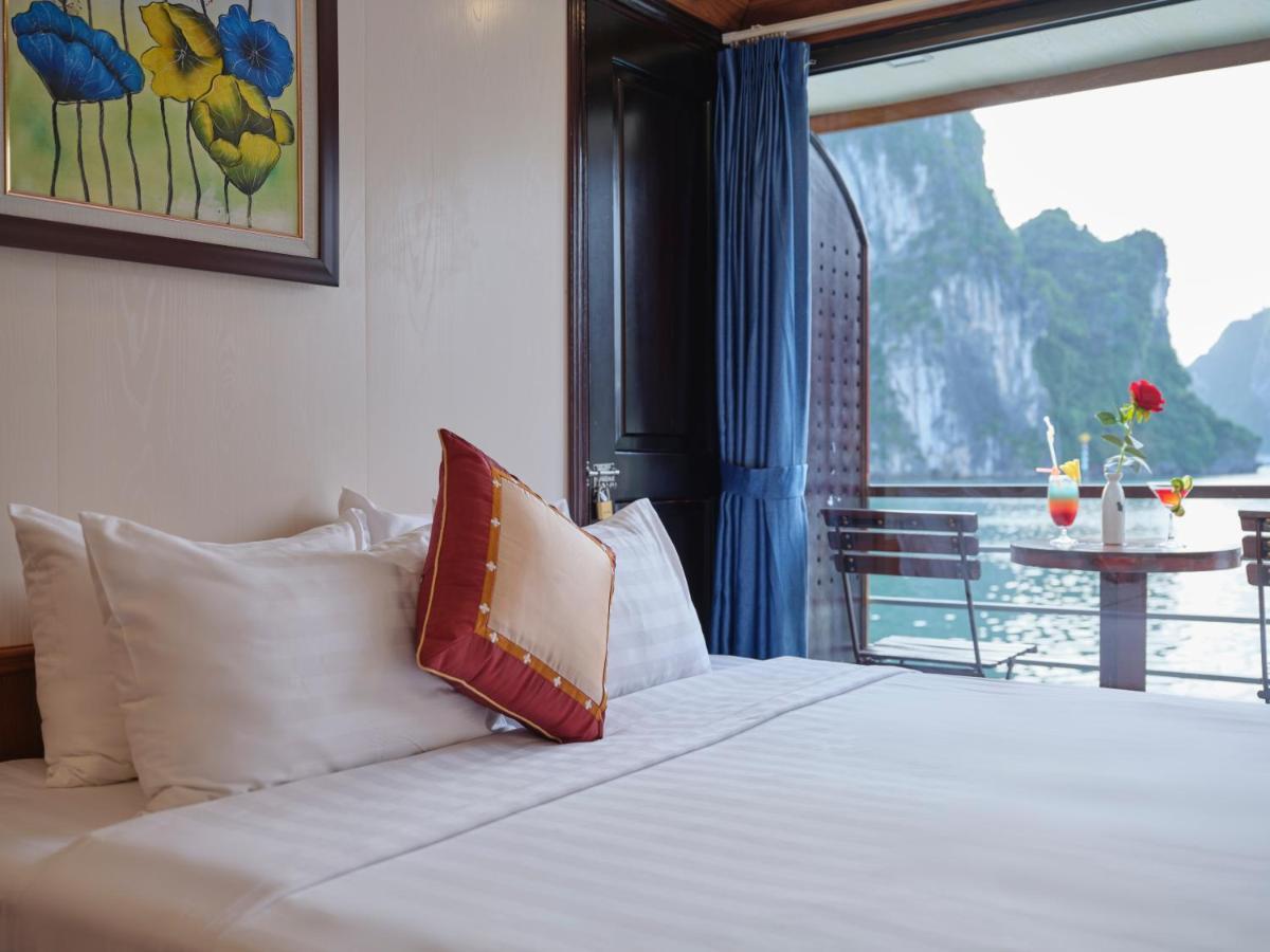 Lavender Elegance Cruises Hotel Ha Long Exterior foto