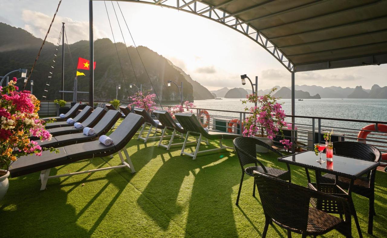 Lavender Elegance Cruises Hotel Ha Long Exterior foto